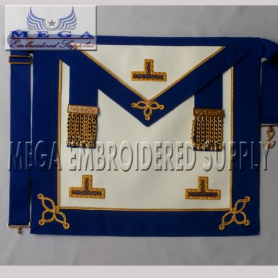 Craft Provincial undress apron